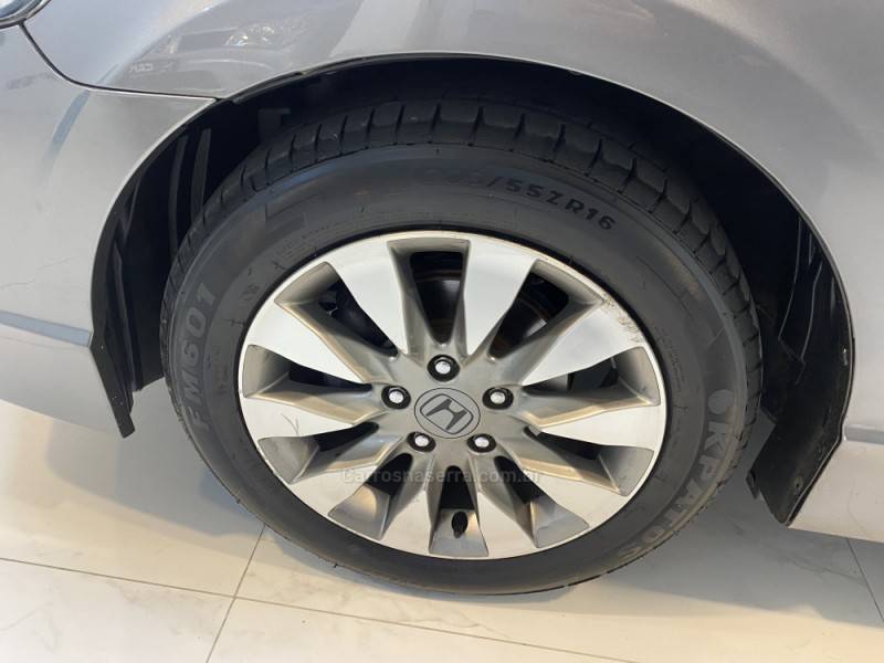 HONDA - CIVIC 1.8 LXL SE 16V FLEX 4P AUTOMÁTICO - 2011/2011 - Cinza - R$ 56.900,00