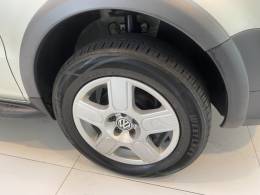 VOLKSWAGEN - CROSSFOX 1.6 MI FLEX 8V 4P MANUAL - 2008/2009 - Bege - R$ 35.900,00