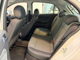 VOLKSWAGEN - GOL 1.0 MI 8V FLEX 4P MANUAL - 2011/2012 - Branca - R$ 33.900,00