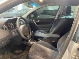 RENAULT - MÉGANE 1.6 DYNAMIQUE GRAND TOUR 16V FLEX 4P MANUAL - 2011/2012 - Prata - R$ 36.900,00