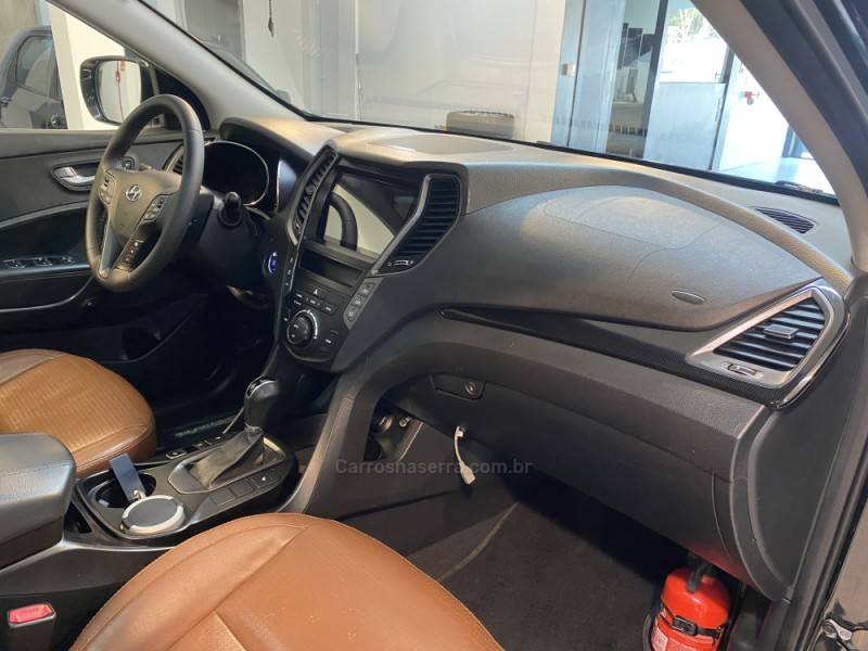 HYUNDAI - SANTA FÉ 3.5 MPFI GLS V6 24V 285CV GASOLINA 4P AUTOMÁTICO - 2014/2015 - Preta - R$ 94.900,00