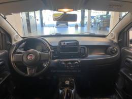 FIAT - MOBI 1.0 6V DRIVE FLEX MANUAL - 2017/2018 - Branca - R$ 44.900,00
