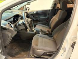 FORD - FIESTA 1.6 SE HATCH 16V FLEX 4P MANUAL - 2016/2017 - Branca - R$ 52.900,00