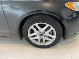 FORD - FUSION 2.5 16V FLEX 4P AUTOMÁTICO - 2014/2015 - Preta - R$ 75.900,00