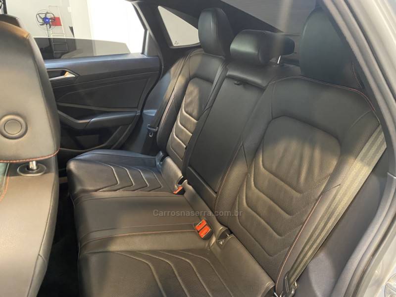 VOLKSWAGEN - JETTA 2.0 16V TSI GLI 350 GASOLINA 4P AUTOMÁTICO - 2020/2020 - Prata - R$ 163.900,00