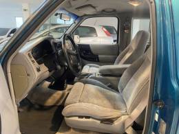 FORD - RANGER 4.0 STX 4X2 CE V6 12V GASOLINA 2P MANUAL - 1995/1995 - Verde - R$ 69.900,00