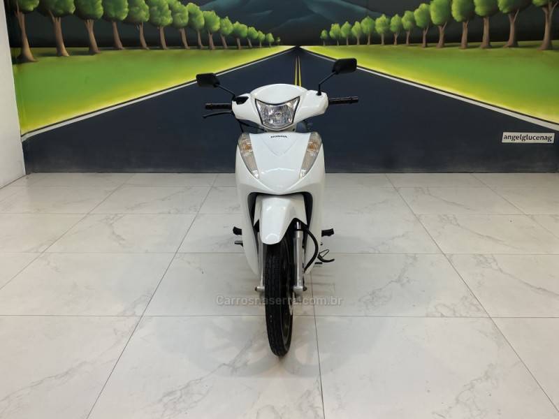 HONDA - BIZ 125 EX - 2013/2013 - Branca - R$ 12.900,00