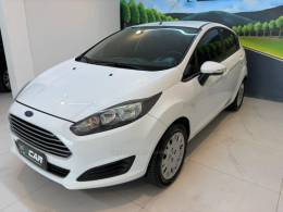 FORD - FIESTA 1.6 SE HATCH 16V FLEX 4P MANUAL - 2016/2017 - Branca - R$ 52.900,00