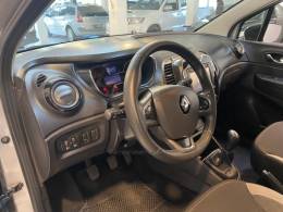 RENAULT - CAPTUR 1.6 16V SCE FLEX ZEN MANUAL - 2019/2019 - Prata - R$ 74.900,00