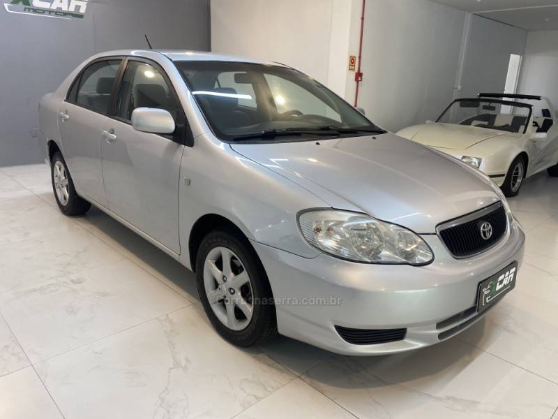 TOYOTA - COROLLA 1.8 XEI 16V GASOLINA 4P MANUAL - 2002/2003 - Prata - R$ 35.900,00