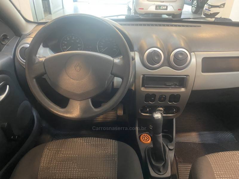 RENAULT - SANDERO 1.0 EXPRESSION 16V FLEX 4P MANUAL - 2011/2011 - Prata - R$ 30.900,00