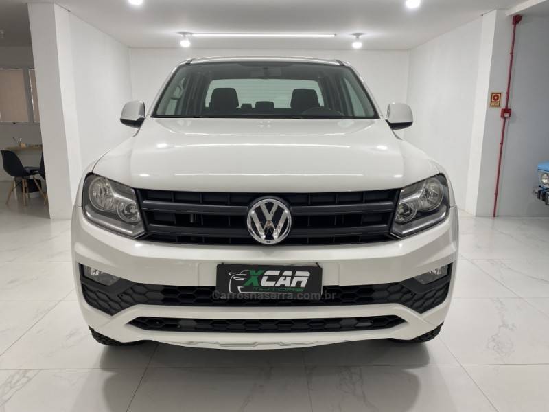 VOLKSWAGEN - AMAROK 2.0 SE 4X4 CD 16V TURBO INTERCOOLER DIESEL 4P MANUAL - 2018/2018 - Branca - R$ 109.900,00