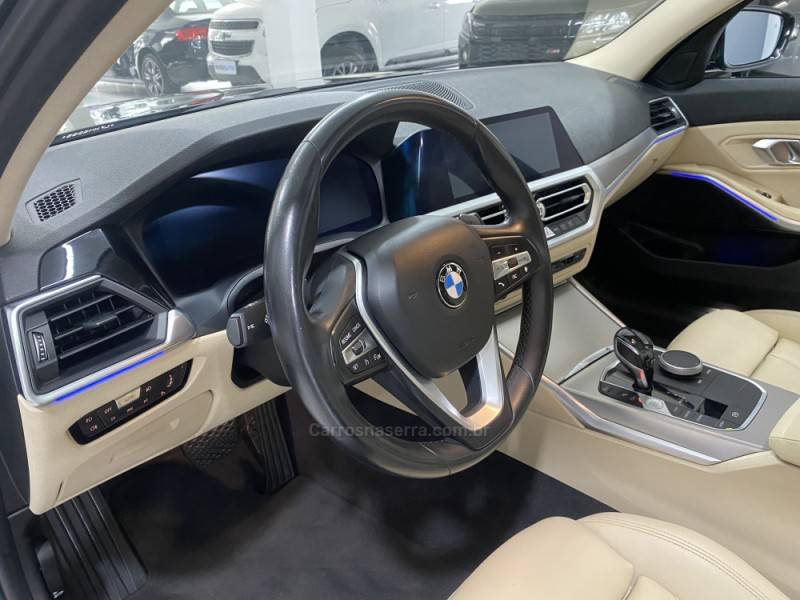 BMW - 320I 2.0 SPORT GP 16V TURBO ACTIVE FLEX 4P AUTOMÁTICO - 2019/2020 - Preta - R$ 199.900,00