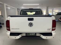 VOLKSWAGEN - AMAROK 2.0 SE 4X4 CD 16V TURBO INTERCOOLER DIESEL 4P MANUAL - 2017/2018 - Branca - R$ 99.900,00