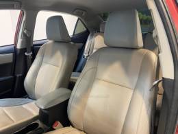 TOYOTA - COROLLA 2.0 XEI 16V FLEX 4P AUTOMÁTICO - 2017/2017 - Vermelha - R$ 93.900,00