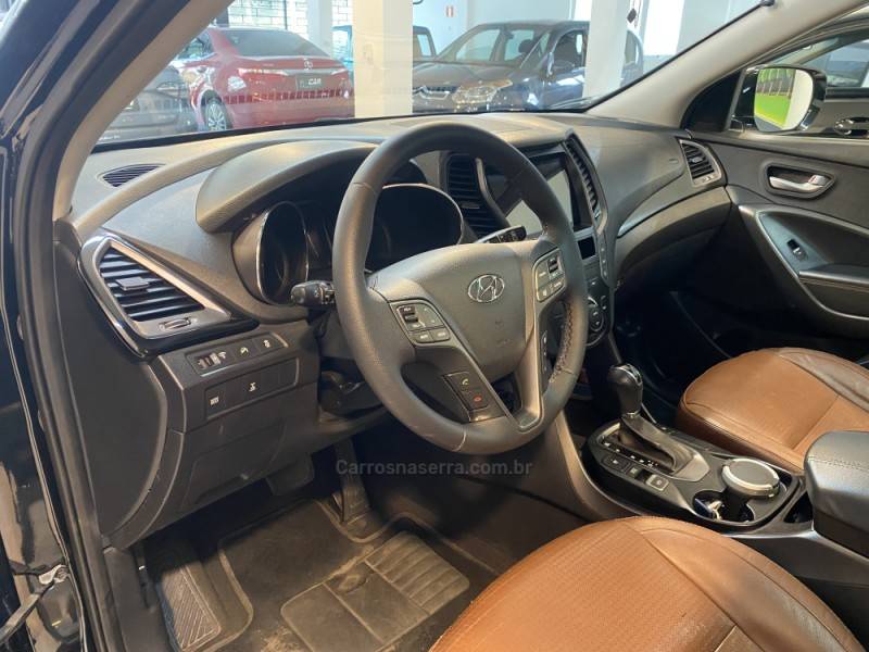 HYUNDAI - SANTA FÉ 3.5 MPFI GLS V6 24V 285CV GASOLINA 4P AUTOMÁTICO - 2014/2015 - Preta - R$ 94.900,00