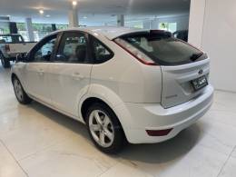 FORD - FOCUS 1.6 GLX 16V FLEX 4P MANUAL - 2012/2013 - Branca - R$ 48.900,00