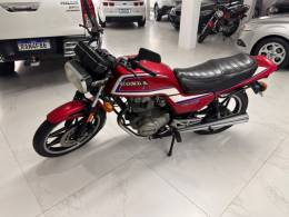 HONDA - CB 400 II - 1984/1984 - Vermelha - R$ 16.900,00