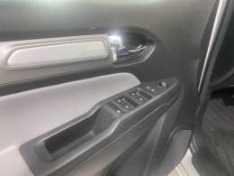 CHEVROLET - S10 2.8 LT 4X4 CD 16V TURBO DIESEL 4P AUTOMÁTICO - 2018/2019 - Prata - R$ 159.900,00