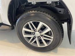 TOYOTA - HILUX 2.8 SRV 4X4 CD 16V DIESEL 4P AUTOMÁTICO - 2020/2020 - Branca - R$ 189.900,00