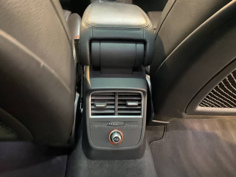 AUDI - A3 2.0 TFSI SEDAN AMBITION 16V GASOLINA 4P S-TRONIC - 2015/2016 - Vermelha - R$ 117.900,00