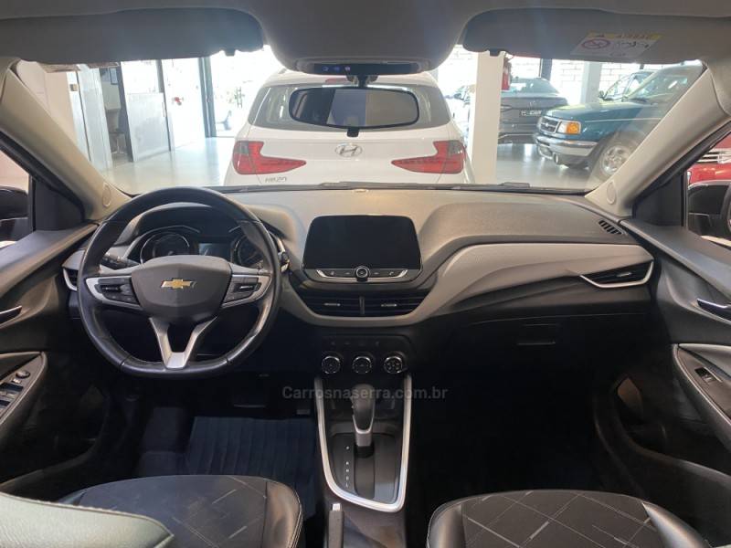 CHEVROLET - ONIX 1.0PREMIER PLUS 12V TURBO FLEX 4P AUTOMÁTICO - 2020/2020 - Preta - R$ 79.900,00