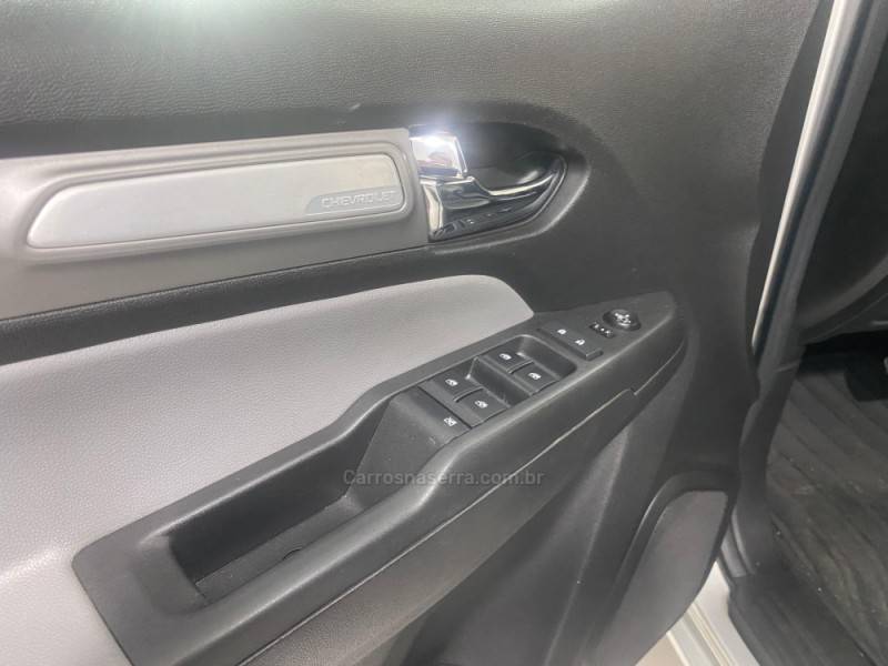 CHEVROLET - S10 2.8 LTZ 4X4 CD 16V TURBO DIESEL 4P AUTOMÁTICO - 2018/2019 - Prata - R$ 154.900,00