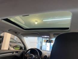 AUDI - A3 2.0 TFSI SEDAN AMBITION 16V GASOLINA 4P S-TRONIC - 2015/2016 - Vermelha - R$ 117.900,00