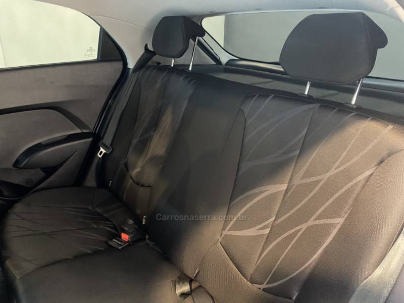 HYUNDAI - HB20 1.0 COMFORT 12V FLEX 4P MANUAL - 2013/2013 - Branca - R$ 43.900,00