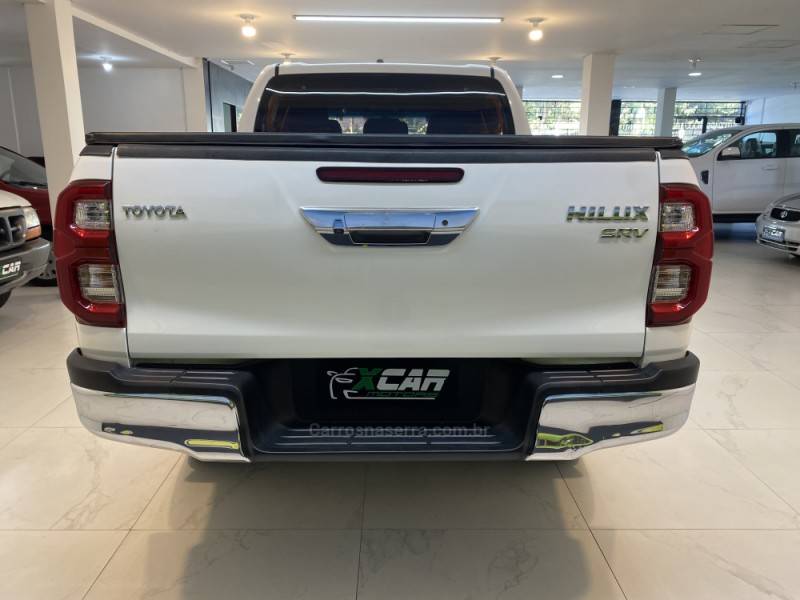 TOYOTA - HILUX 2.8 SRV 4X4 CD 16V DIESEL 4P AUTOMÁTICO - 2020/2020 - Branca - R$ 189.900,00
