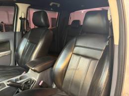 FORD - RANGER 2.2 XLS 4X4 CD 16V DIESEL 4P AUTOMÁTICO - 2014/2014 - Prata - R$ 104.900,00