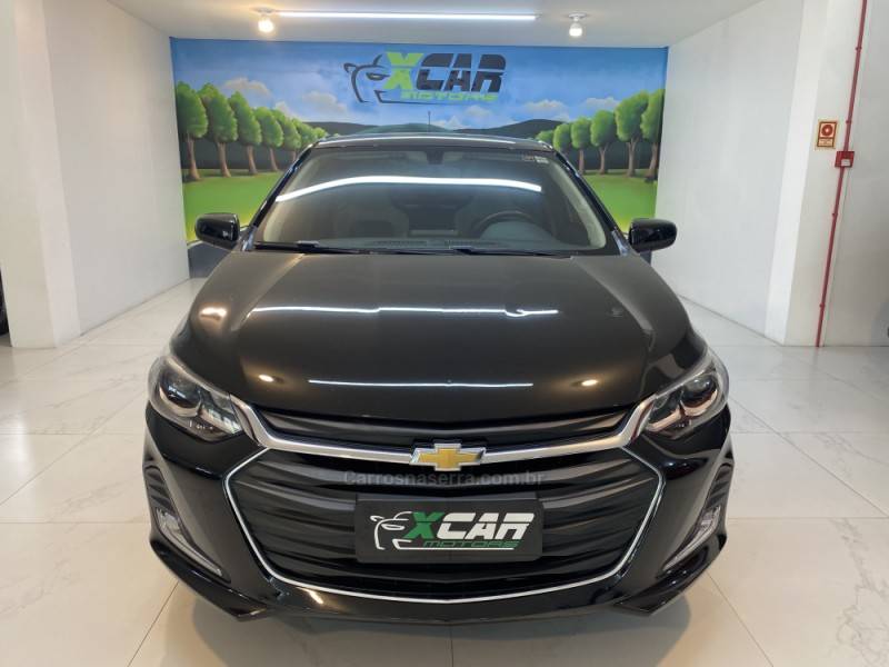 CHEVROLET - ONIX 1.0PREMIER PLUS 12V TURBO FLEX 4P AUTOMÁTICO - 2020/2020 - Preta - R$ 79.900,00