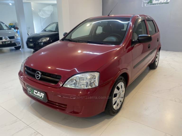 CHEVROLET - CORSA 1.0 MPFI 8V GASOLINA 4P MANUAL - 2003/2004 - Vermelha - R$ 24.900,00