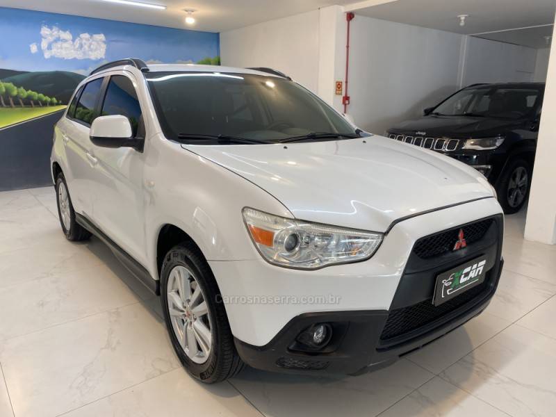 MITSUBISHI - ASX 2.0 4X2 16V GASOLINA 4P AUTOMÁTICO - 2012/2012 - Branca - R$ 63.900,00