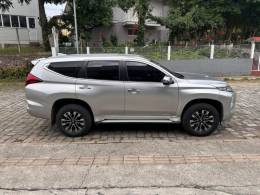 MITSUBISHI - PAJERO SPORT 2.4 HPE-S 4X4 DIESEL 4P AUTOMÁTICO - 2020/2021 - Prata - R$ 211.900,00