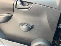 CHEVROLET - CELTA 1.0 MPFI SPIRIT 8V FLEX 4P MANUAL - 2009/2010 - Preta - R$ 21.900,00