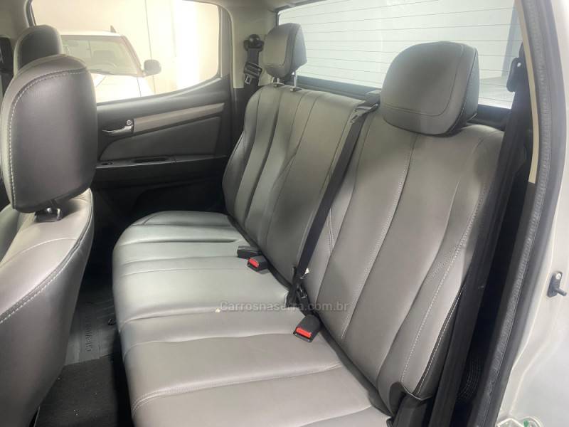 CHEVROLET - S10 2.8 LT 4X4 CD 16V TURBO DIESEL 4P AUTOMÁTICO - 2018/2019 - Prata - R$ 159.900,00