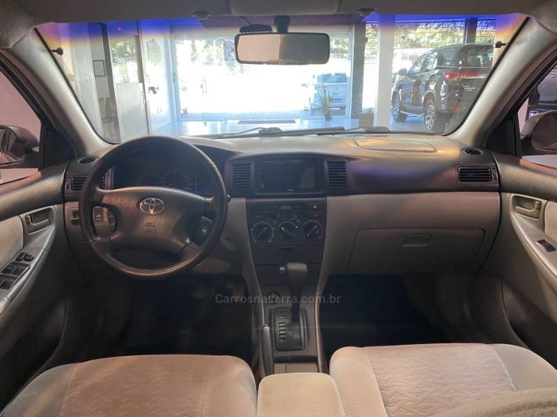 TOYOTA - COROLLA 1.8 XEI 16V GASOLINA 4P AUTOMÁTICO - 2002/2003 - Prata - R$ 36.900,00