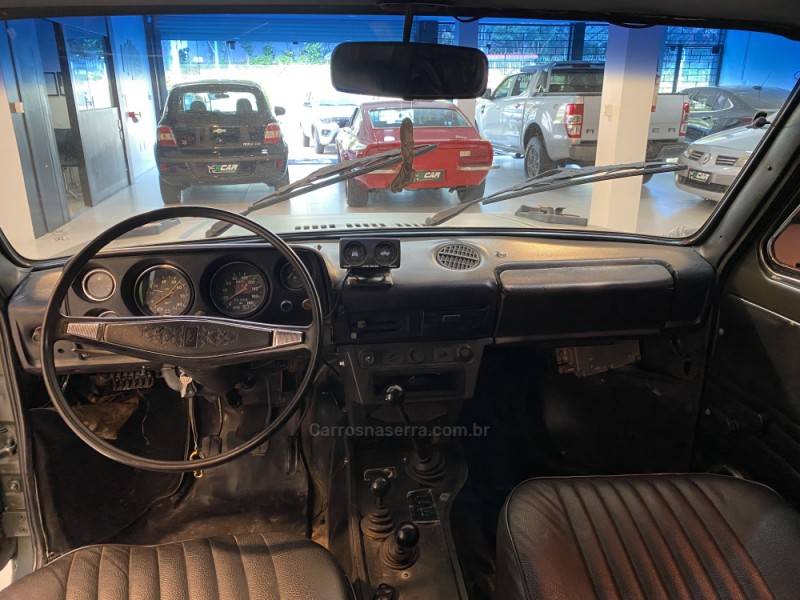 LADA - NIVA 1.6 4X4 GASOLINA 2P MANUAL - 1993/1993 - Verde - R$ 29.900,00