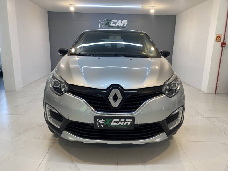 RENAULT - CAPTUR 1.6 16V SCE FLEX ZEN MANUAL - 2019/2019 - Prata - R$ 71.900,00