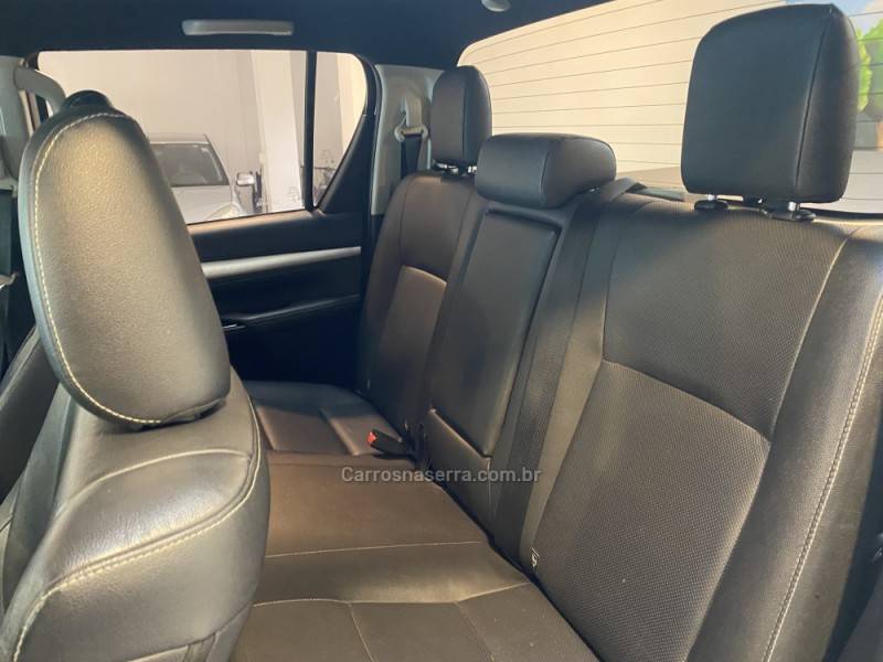 TOYOTA - HILUX 2.8 SRV 4X4 CD 16V DIESEL 4P AUTOMÁTICO - 2020/2020 - Branca - R$ 189.900,00