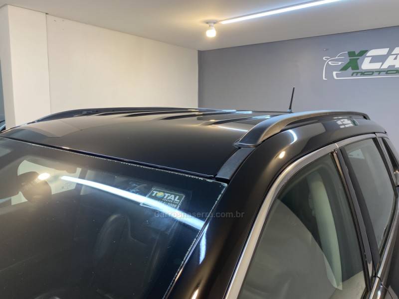 JEEP - COMPASS 2.0 16V FLEX LONGITUDE AUTOMÁTICO - 2017/2017 - Preta - R$ 94.900,00