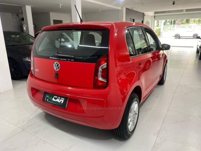 VOLKSWAGEN - UP 1.0 MPI MOVE UP 12V FLEX 2P MANUAL - 2014/2015 - Vermelha - R$ 44.900,00