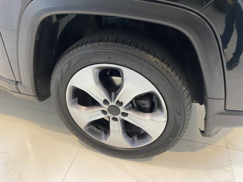 JEEP - COMPASS 2.0 16V FLEX LONGITUDE AUTOMÁTICO - 2017/2017 - Preta - R$ 94.900,00