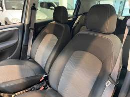 FIAT - PUNTO 1.6 ESSENCE 16V FLEX 4P MANUAL - 2012/2013 - Prata - R$ 45.900,00