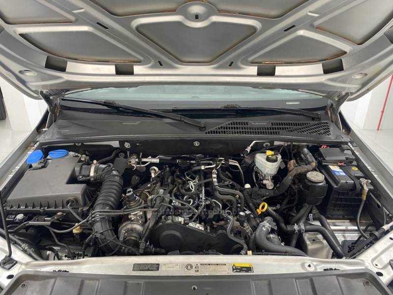 VOLKSWAGEN - AMAROK 2.0 SE 4X4 CD 16V TURBO INTERCOOLER DIESEL 4P MANUAL - 2018/2018 - Prata - R$ 107.900,00