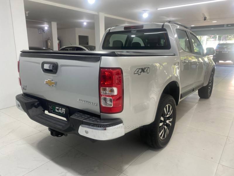CHEVROLET - S10 2.8 LTZ 4X4 CD 16V TURBO DIESEL 4P AUTOMÁTICO - 2018/2019 - Prata - R$ 154.900,00