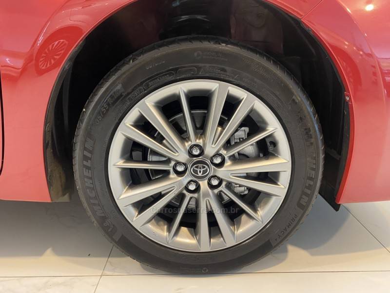 TOYOTA - COROLLA 2.0 XEI 16V FLEX 4P AUTOMÁTICO - 2017/2017 - Vermelha - R$ 93.900,00