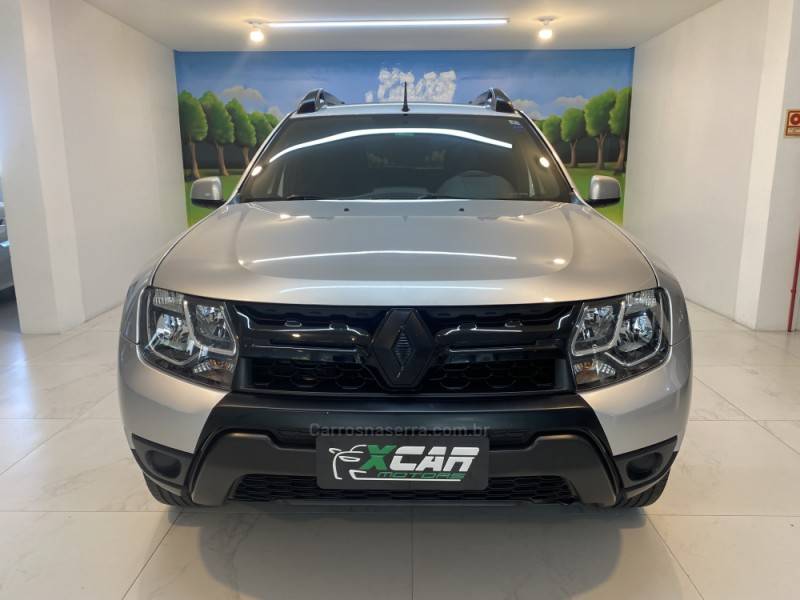 RENAULT - DUSTER 1.6 EXPRESSION 4X2 16V FLEX 4P MANUAL - 2019/2020 - Prata - R$ 74.900,00
