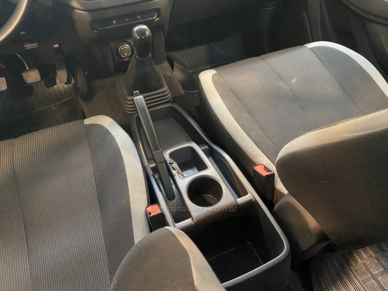 CHEVROLET - S10 2.8 LS 4X4 CD 16V TURBO DIESEL 4P MANUAL - 2022/2023 - Branca - R$ 155.900,00